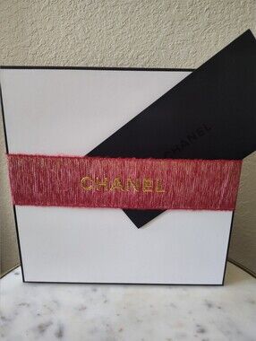 CHANEL Large White Gift Box  Logo Ribbon Black Logo Envelope Luxury Packaging